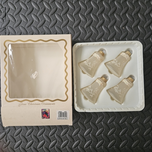 Vintage Christmas By Krebs Nostalgia Bell Glass Ornaments - Picture 4 of 11